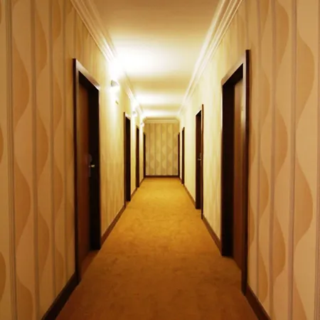 Relax Hotel 4*