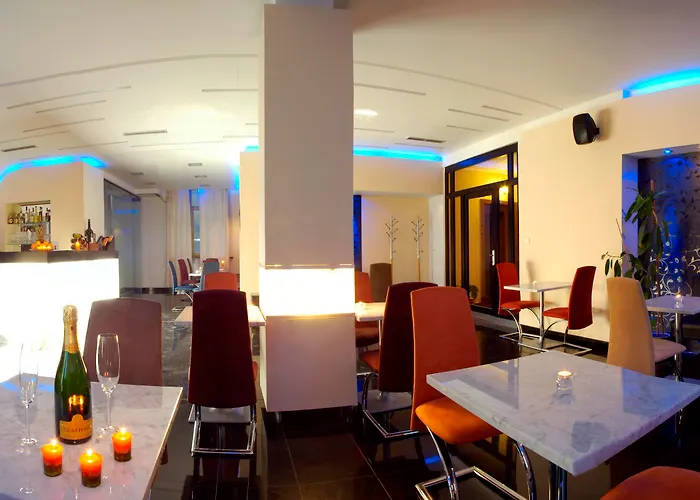 Relax Hotel