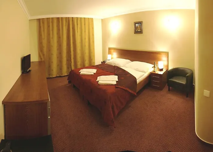 Relax Hotel 4*