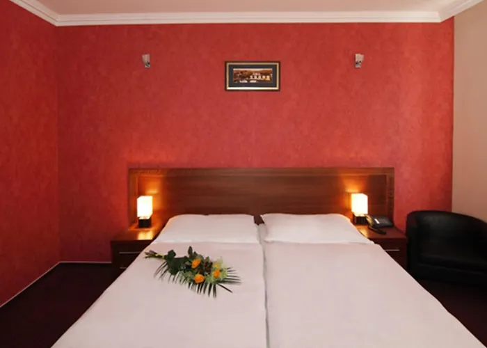 Relax Hotel 4*