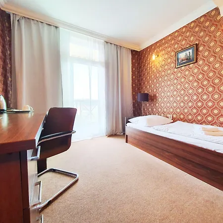 Relax Ξενοδοχείο 4*